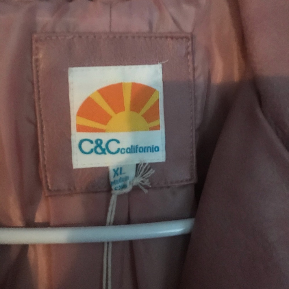 Pink jacket - Picture 2 of 2